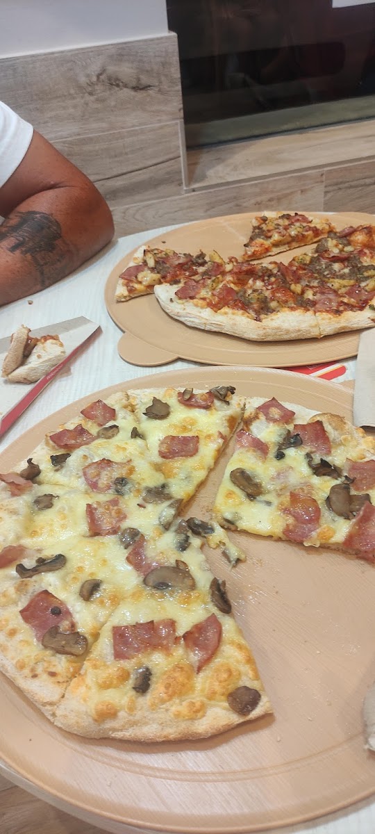 Telepizza Coria - Comida A Domicilio-5